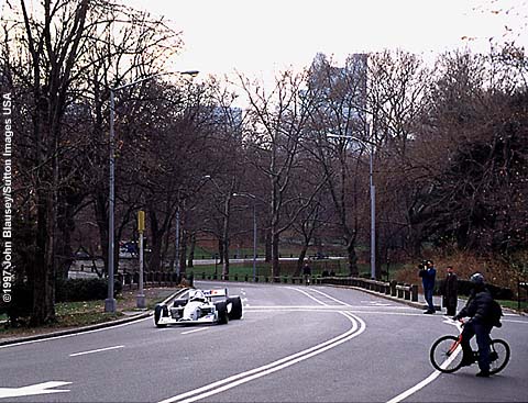 Andretti scares Cyclists